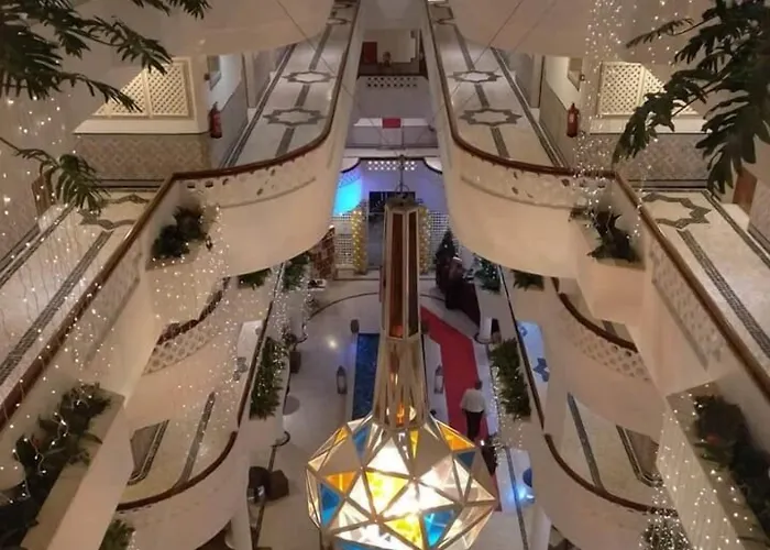 Ap Oriental - Adults Friendly ポルティマン