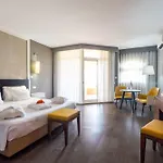 Ap Oriental - Adults Friendly פורטימאו